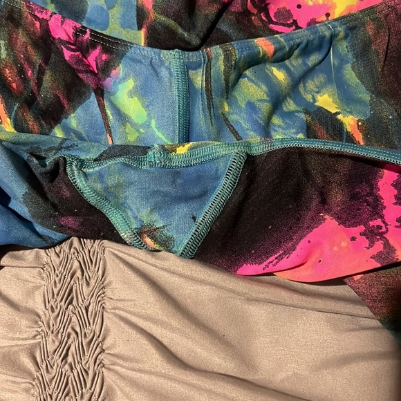 DonaJo Women’s Leggings Size 2 - Picture 2 of 3